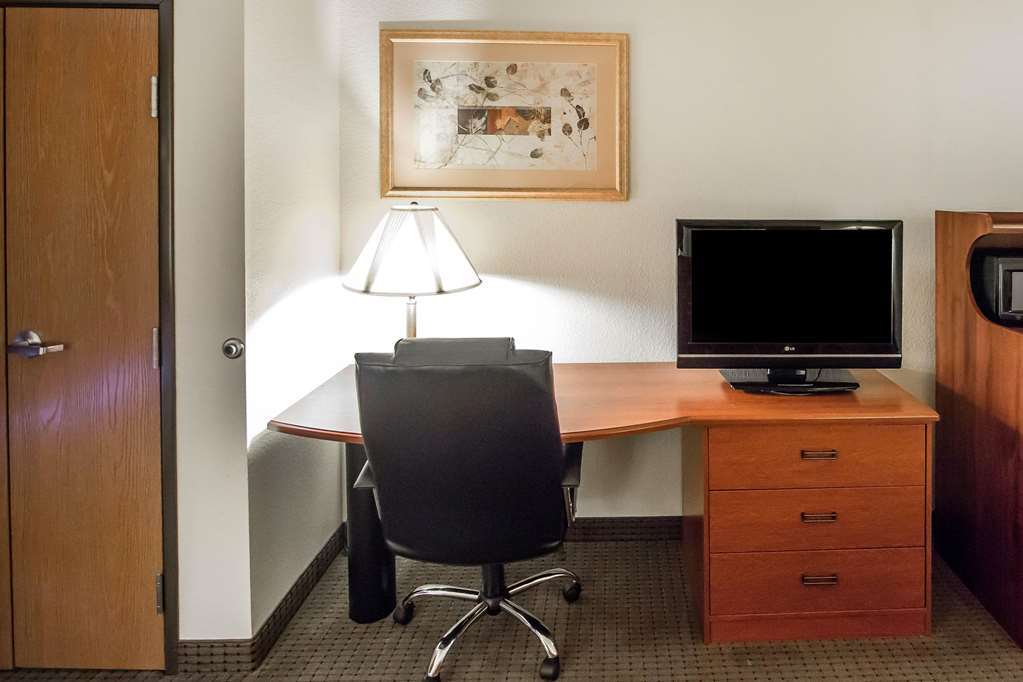 Quality Inn Parsons North Стая снимка